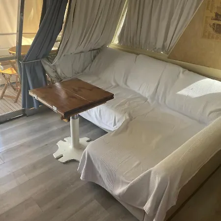 Bateau-hôtel Barco El Marques