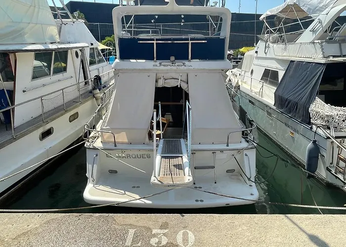 Barco El Marques *
